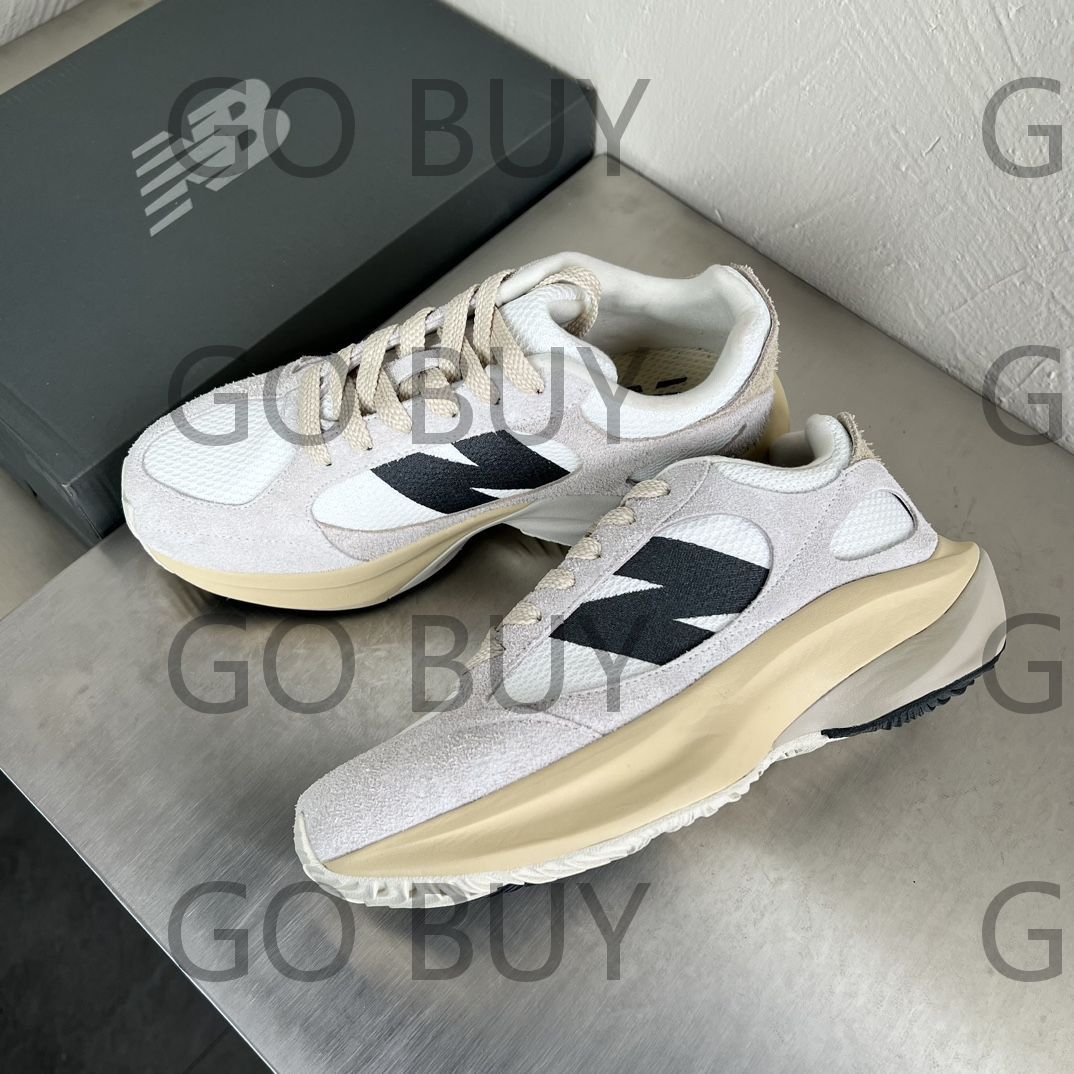 AURALEE x New Balance Warped Runner  靴 スニーカー  男女兼用 レディース/メンズ  箱付 a