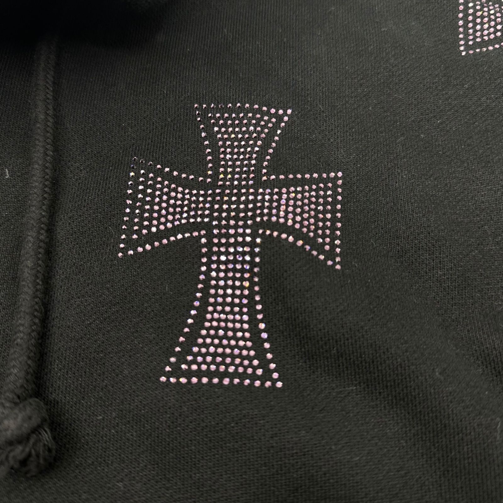 Unknown london(アンノウンロンドン) Cross Rhinestone Zip Up Hoodie 