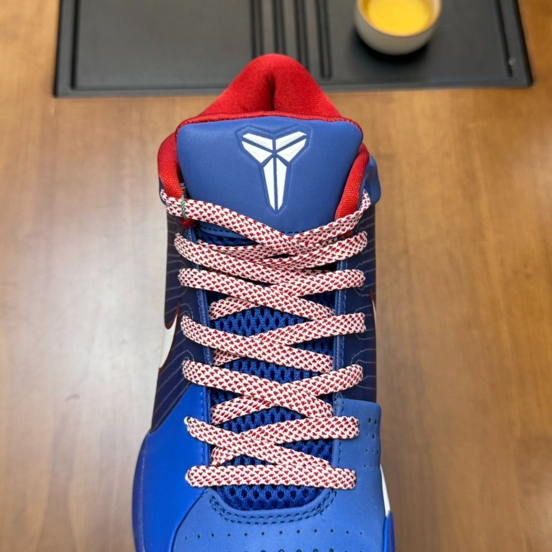 新品　未使用　Nike Kobe 4 Protro Philly 28.5 大特価?新品 未使用 箱付 NIKE KOBE 4 PROTRO PHILLY (2024