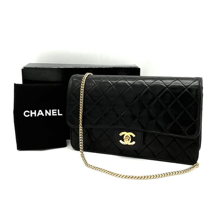 中古】美品 CHANEL シャネル マトラッセ ターンロック ココ 中古】美品 CHANEL シャネル マトラッセ ターンロック ココ