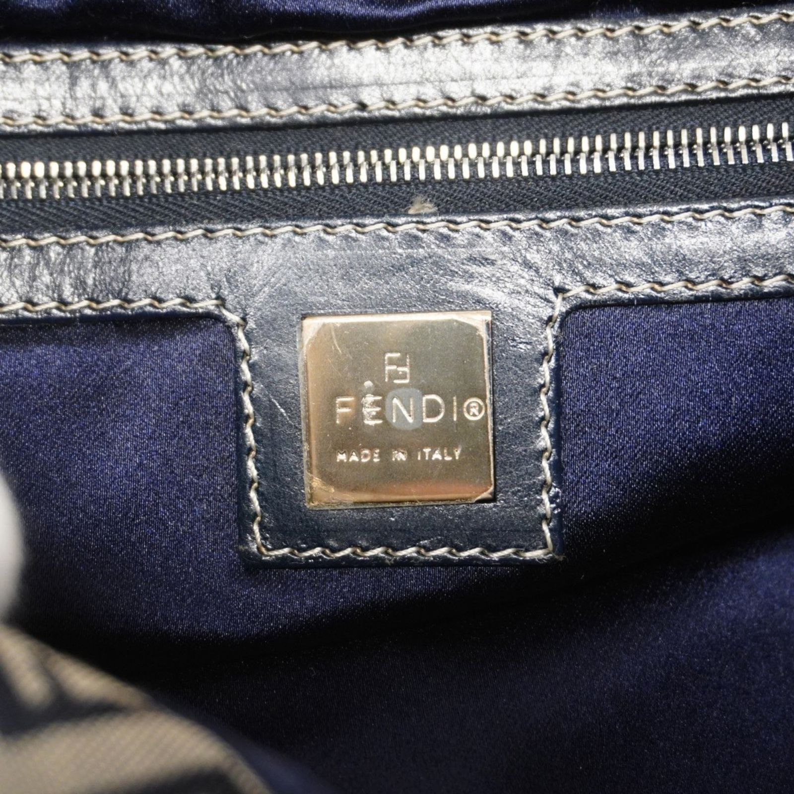 【良品】FENDI ワンショルダーバッグ マンマバケット ズッキーノ ネイビー FENDI(フェンディ) ズッキーノ マンマバケット/ワンショルダー
