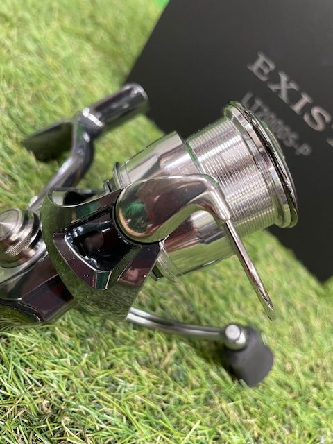 22イグジストLT2000S-P 22イグジスト LT2000S-P カスタム品 ダイワ