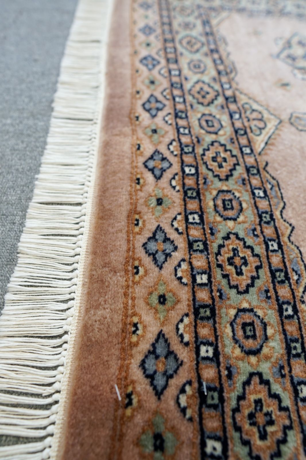 125×81cmパキスタン手織り絨毯　 ウール 　ペルシャ絨毯 125×81cmパキスタン手織り絨毯 ウール ペルシャ絨毯 【公式通販】