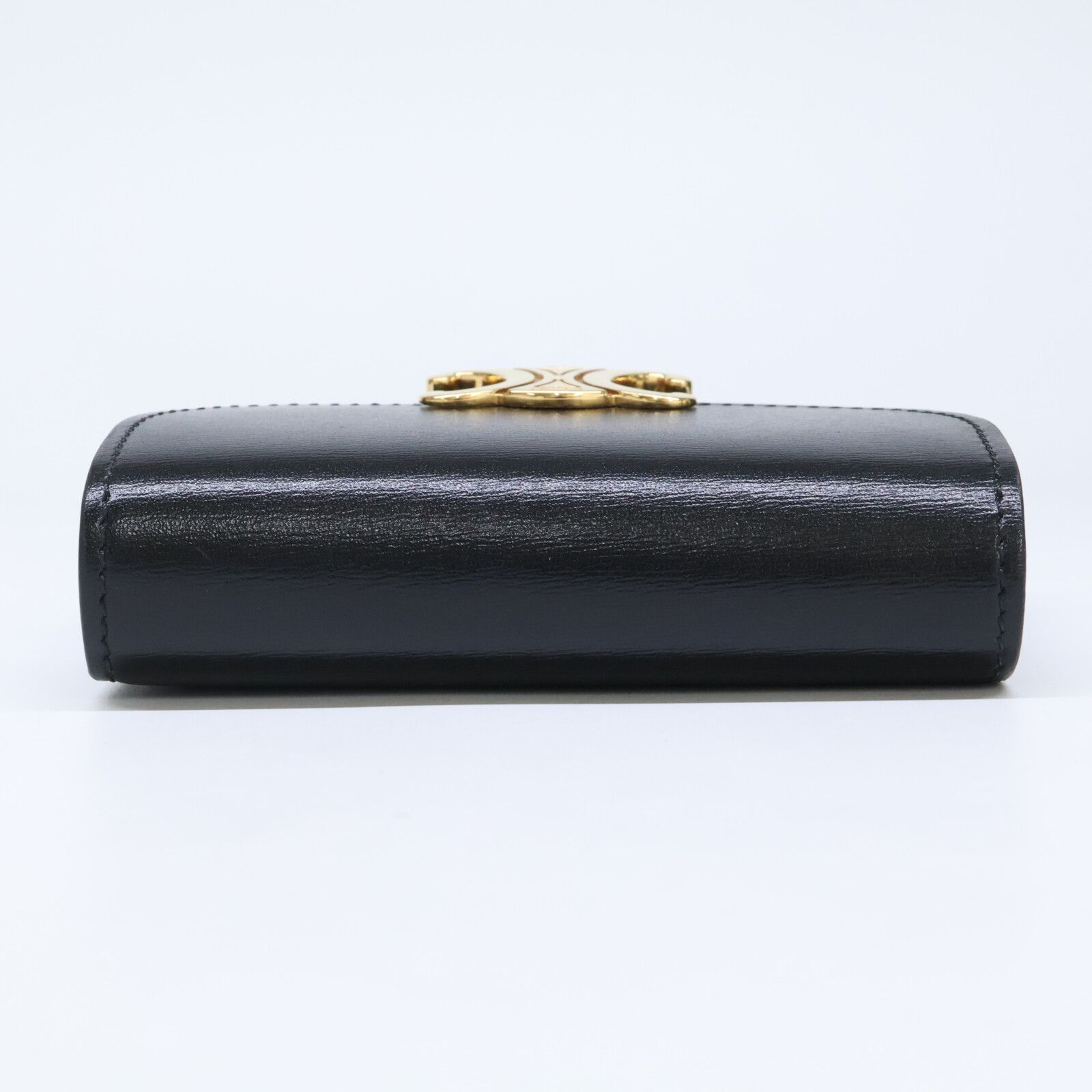 美品✨CELINEセリーヌ　スモールフラップウォレット　トリオンフ　レザー　黒 CELINE セリーヌ スモール フラップ ウォレット トリオンフ 三