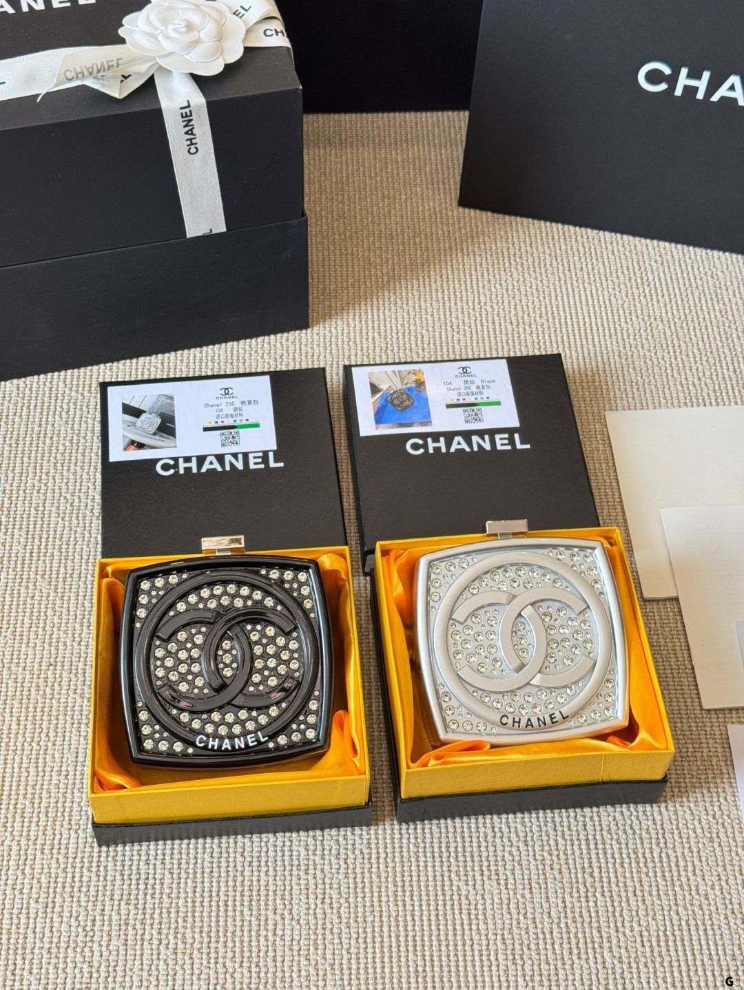 今日 Vintage Chanel Denim Box Bag - ヴィンテージ シャネル デニム ボックスバッグ～のんびりカジュアル × ハイクオリティ ヴィンテージ好き必見～ -WTO輸入1