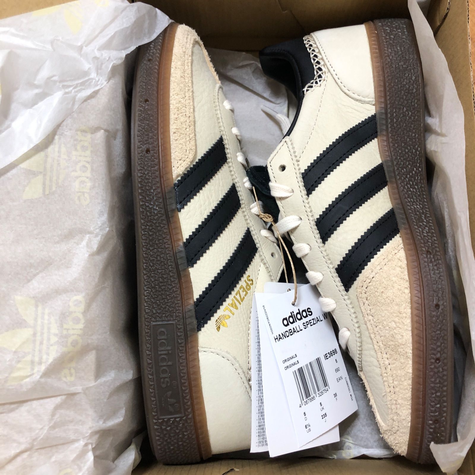 新品⭐️adidas HANDBALL SPEZIAL 23.5cm IE3698 ワンダーホワイト  