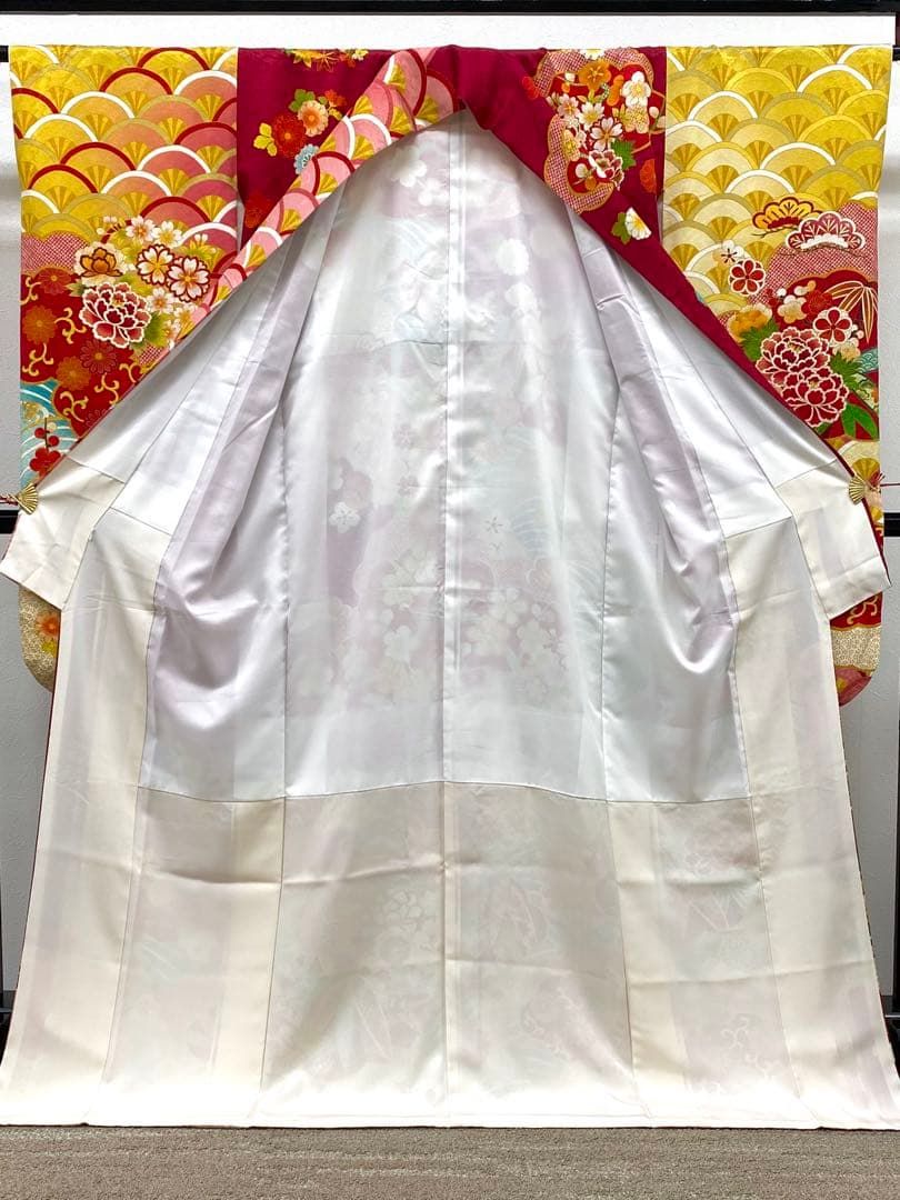 振袖 豪華 刺繍 金駒 紋意匠 身丈170cm - メルカリ