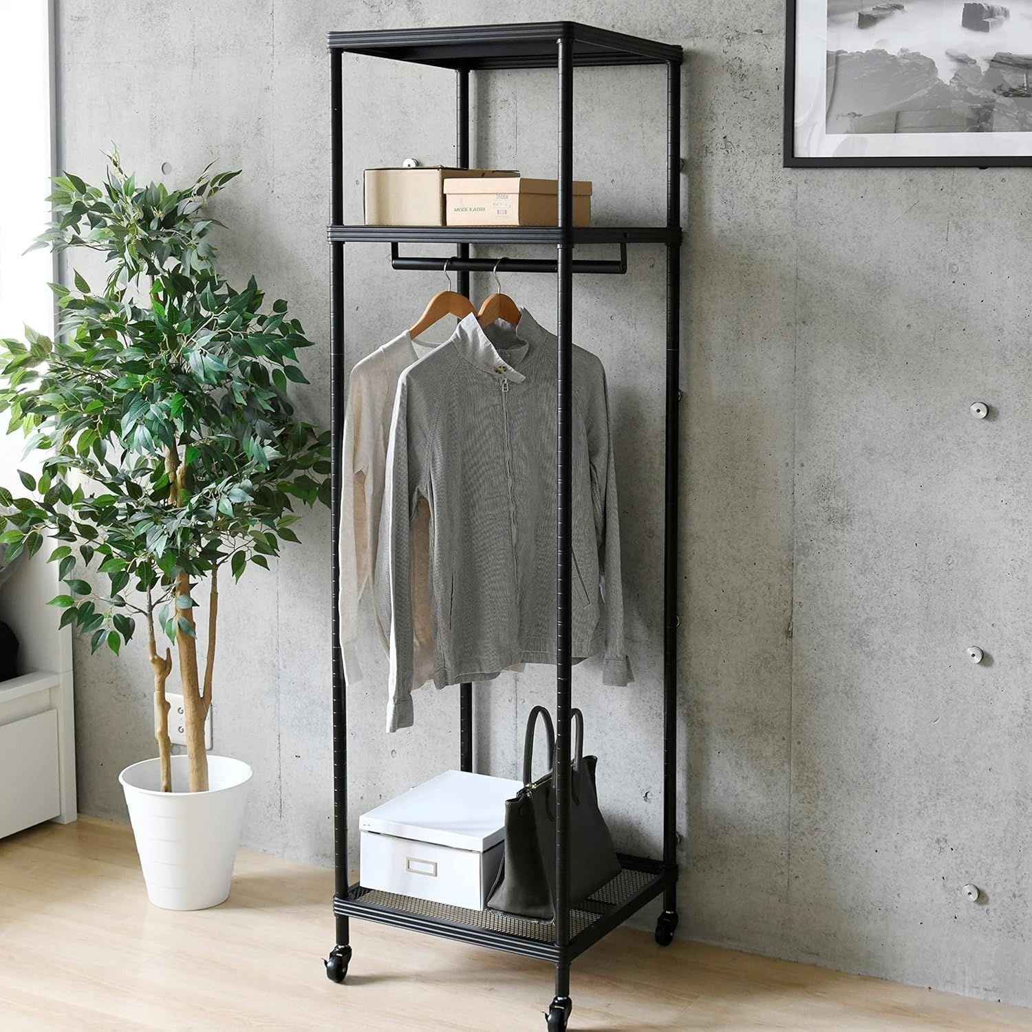 [山善] ハンガーラック (スリム) 頑丈 幅50.5×奥行50.5×高さ182ｃｍ 【全体耐荷重60】 服・カバン・小物がこれ1つで収納できる 棚板可動 組立品 ブラック VNW-18050CJ(BK)