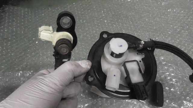 燃料ポンプ 1761185674