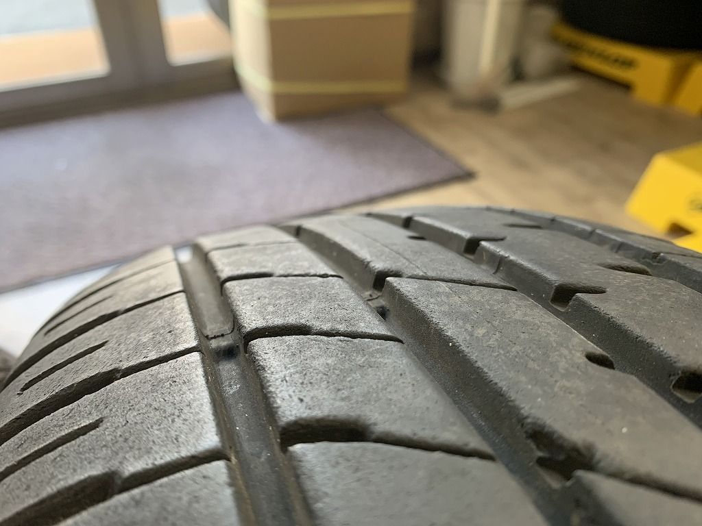 2304005】【2本】DUNLOP ENASAVE RV504 15インチ 195/65R15 2016年 6mm ノア ヴォクシー エスクァイア  セレナ プリウス ウィッシュ BRZ 86 カローラ アイシス シビック 等 - メルカリ