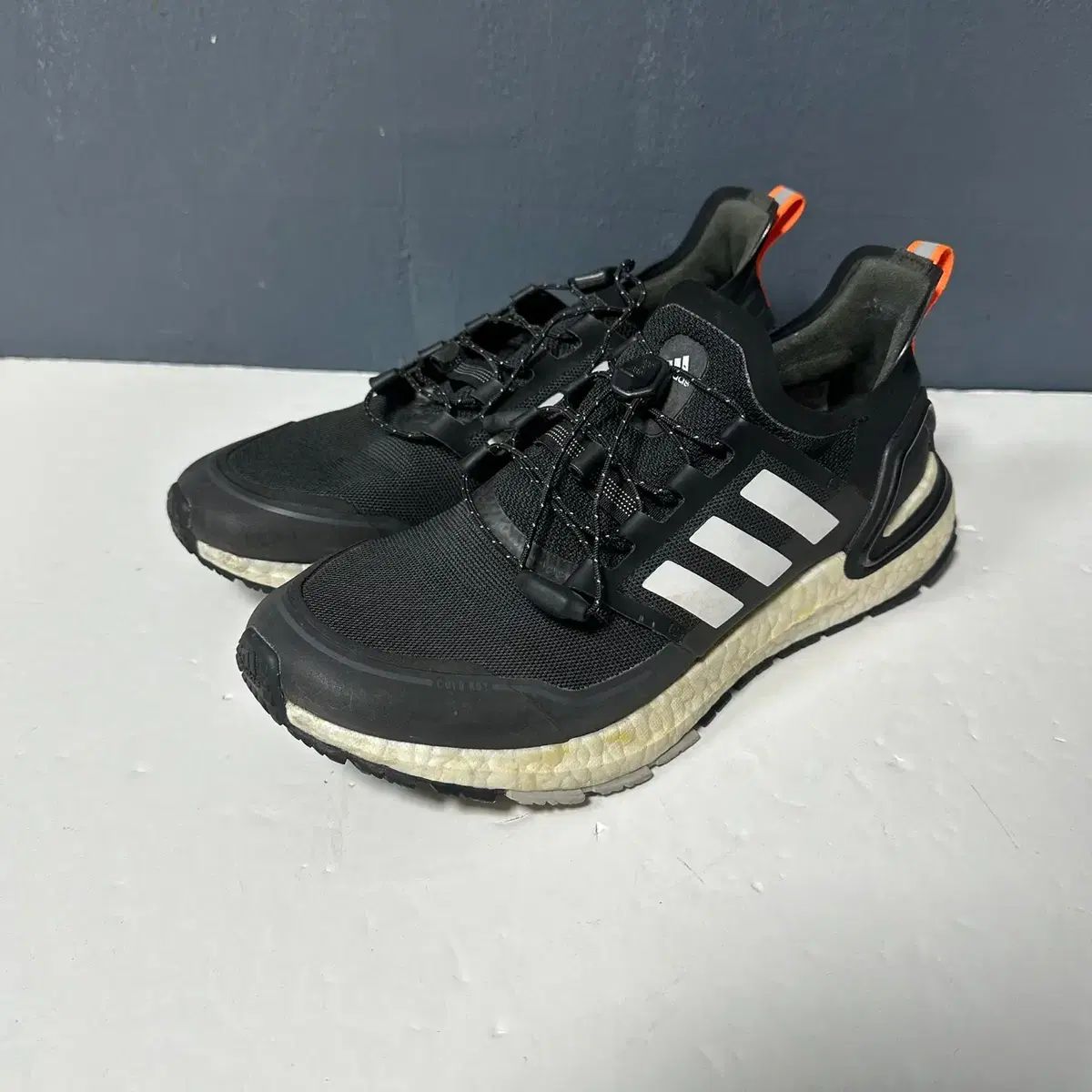 【雷市場（ポンジャン）商品韓国直送】 260 adidas(アディダス) ウルトラブースト コールド 準備完了 スニーカーズ