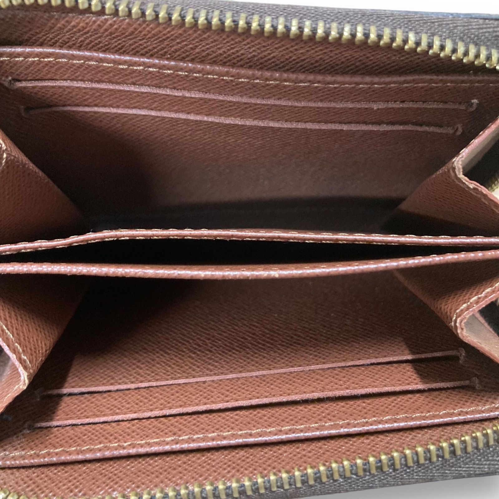 LOUIS VUITTON (ルイヴィトン) モノグラム ジッピーコインパース LOUIS VUITTON (ルイヴィトン) モノグラム ジッピーコインパース