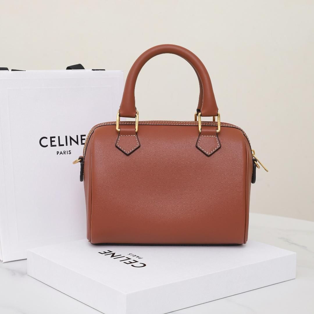 CELINE セリーヌ ハンドバッグ 茶 - 4501825E0050 格安》 CELINE(セリーヌ)ハンドバッグ PVC｜Yahoo!フリマ（旧