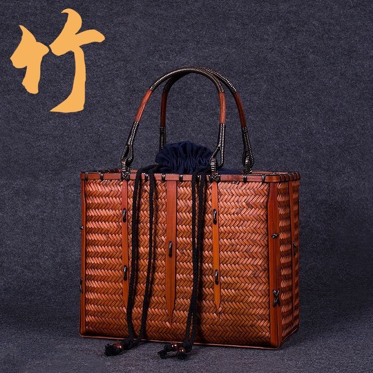 1点のみ！ロシア 白樺作家 イリーナ ワンハンドルつきのかご 入荷は