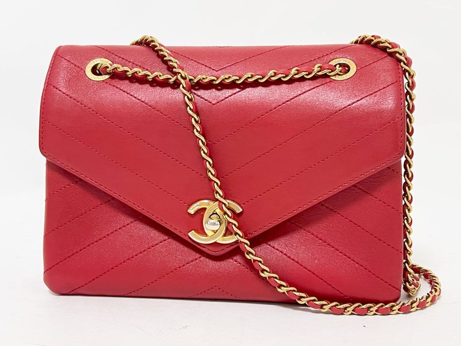 CHANEL シャネル シェブロン Vステッチ チェーン ショルダー