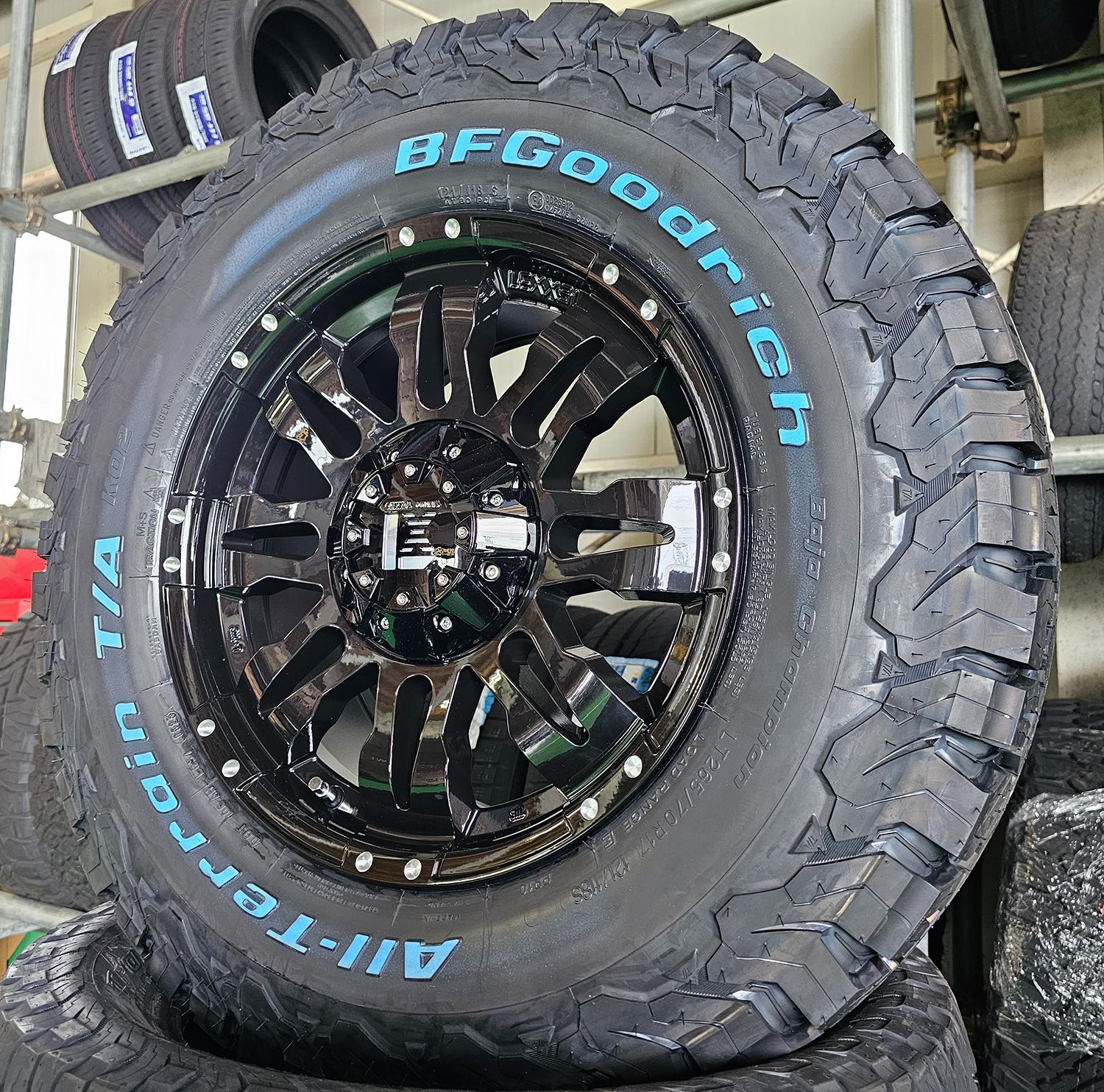 プラド150/120 新品タイヤホイールセット 17インチ Balano BF Goodrich KO2 ホワイトレター 265/70R17  275/70R17