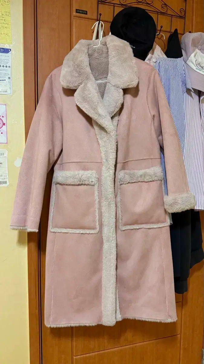 MILL STUDIO 冬 コート 販売しています