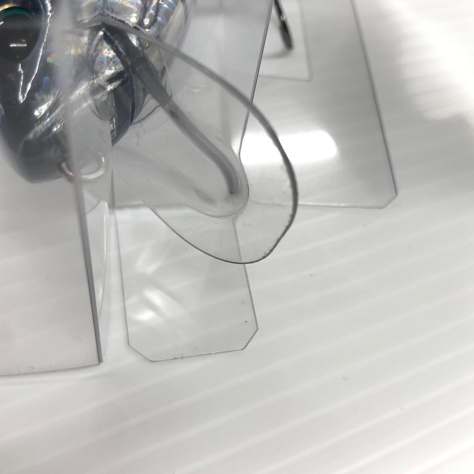 やや傷や汚れあり