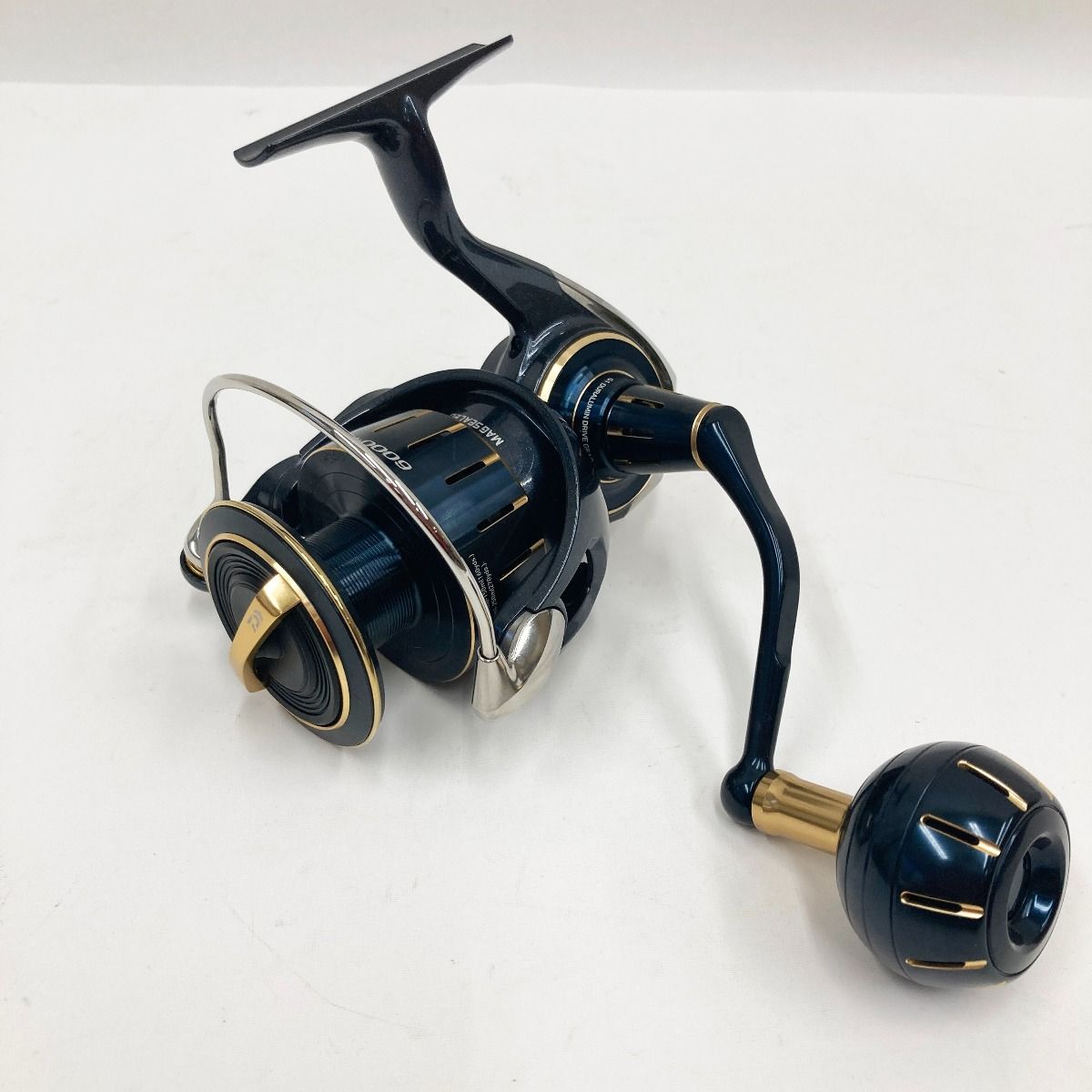 DAIWA（釣り） 〇〇 DAIWA ダイワ SALTIGA 23ソルティガ 6000-H スピニングリール 224065 目立った傷や汚れなし