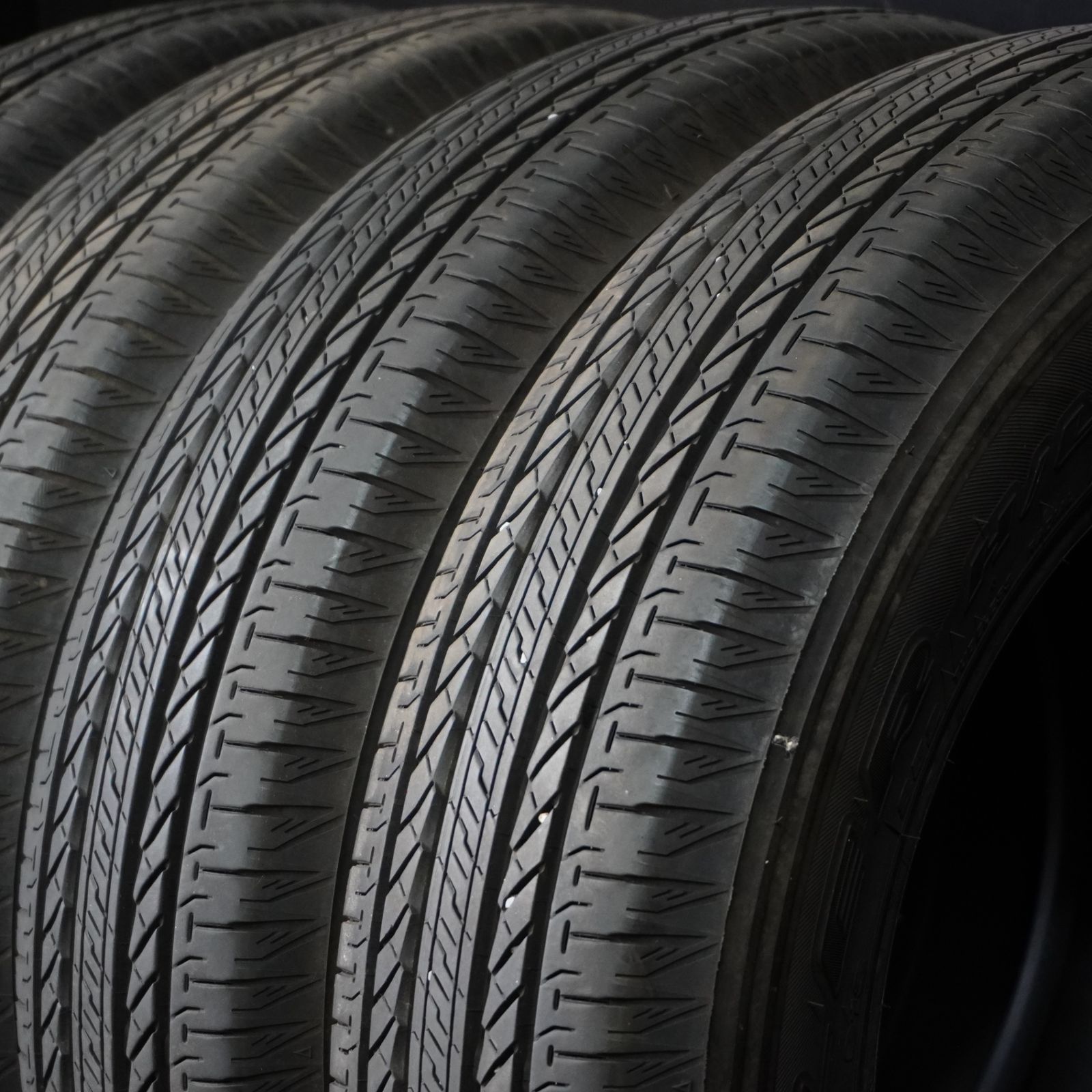 今年も大人気！ 売上 23年製 溝あり ブリヂストン デューラーH L 175 80R16 4本 ジムニー 純正戻しに 絶対お買い得！