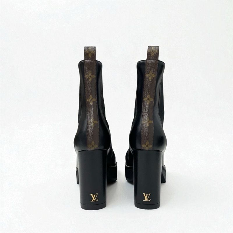 ルイヴィトン　ボブールライン　ブーツ　モノグラム　louis vuitton ルイ・ヴィトン(LOUIS VUITTON)ルイ・ヴィトン LV