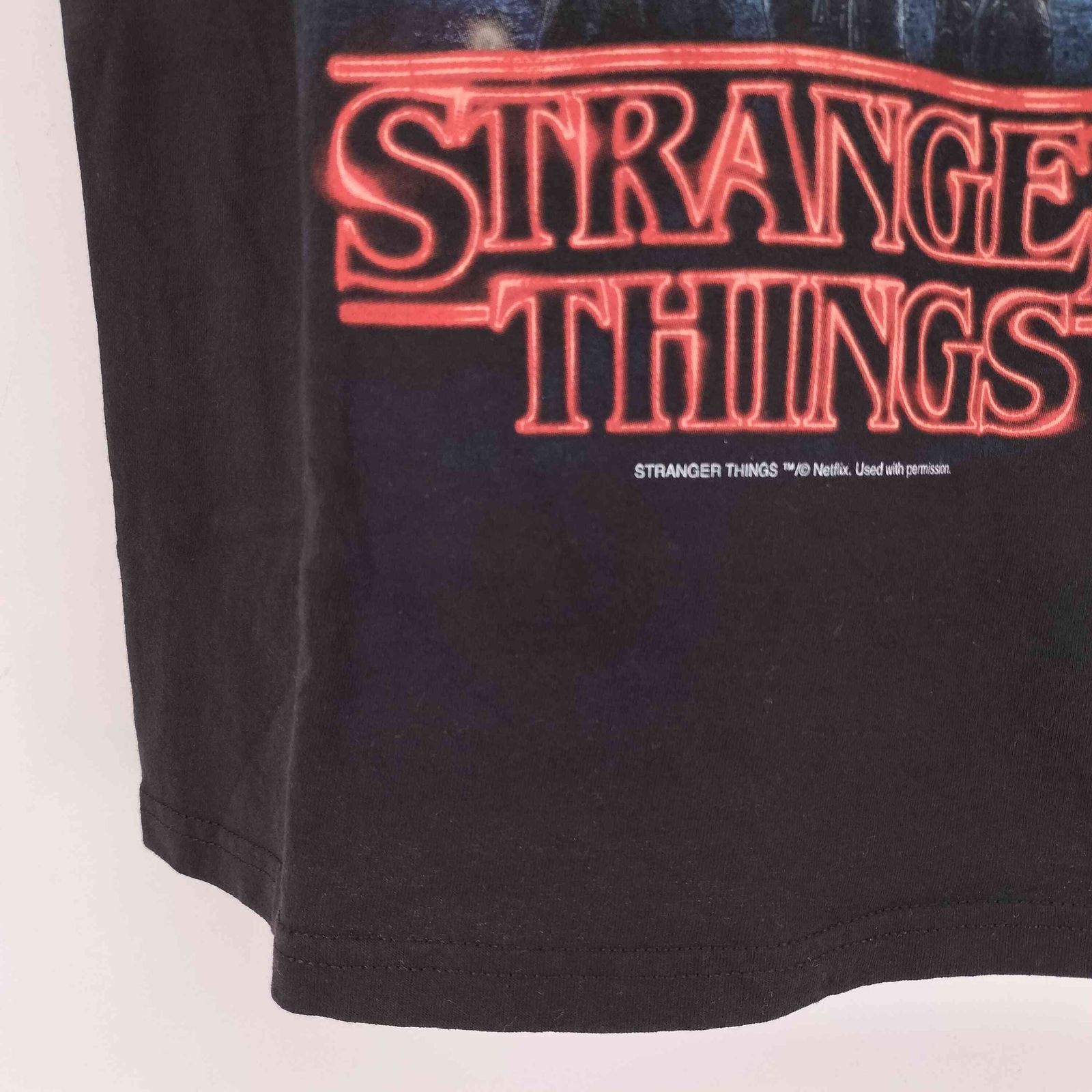 ユーズドフルギ USED古着 Stranger Things X weber Tee Special Box
