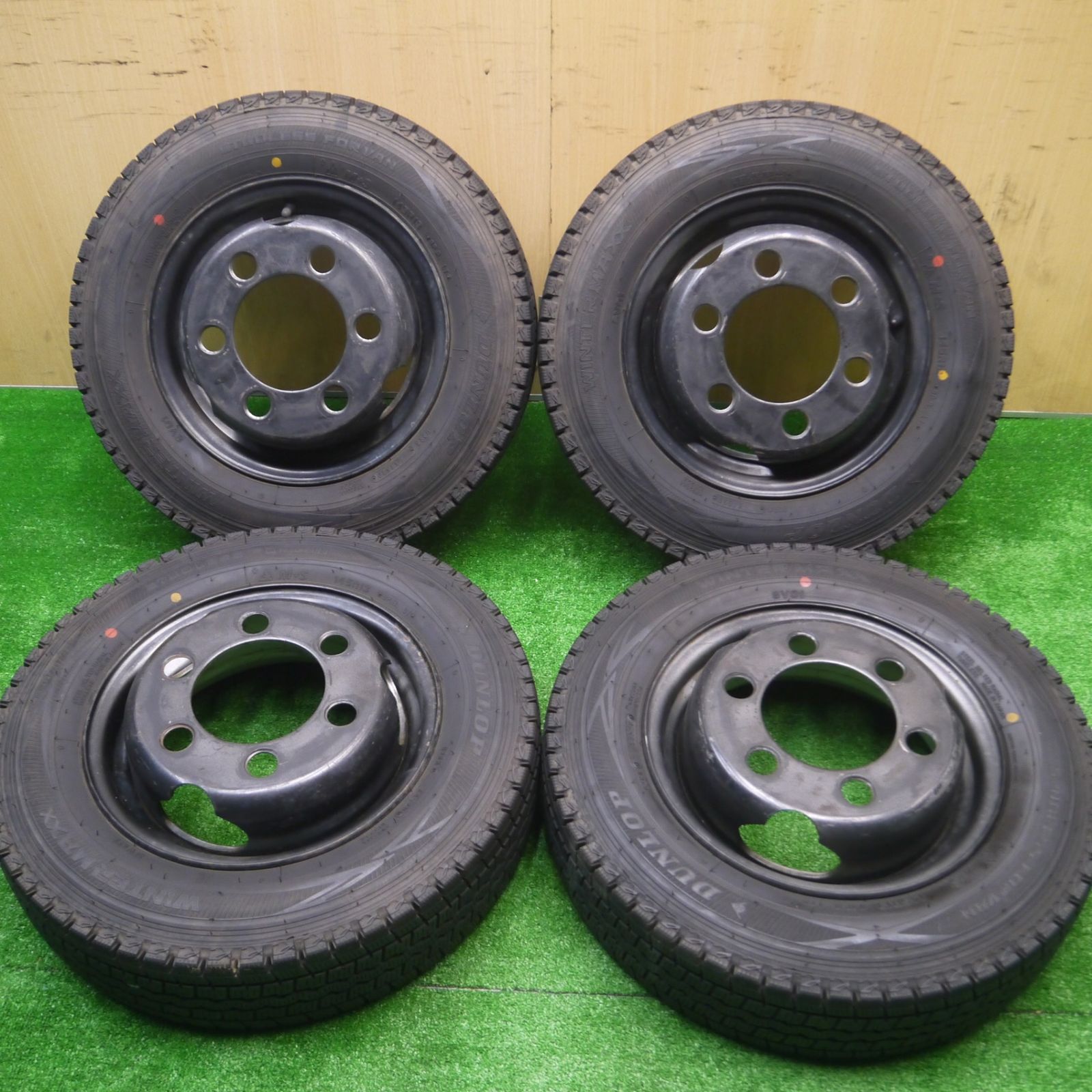 送料無料* バリ溝！20年！9.5分トラック タイヤ 145R13 8PR