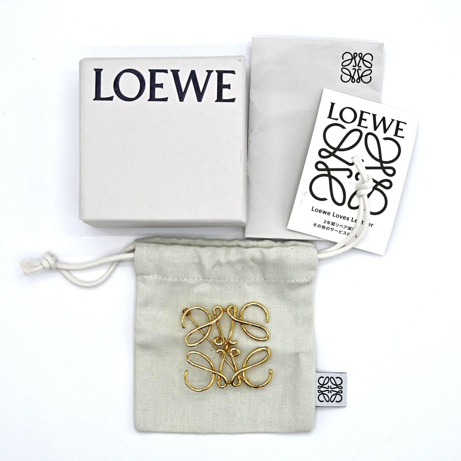 ロエベ LOEWE アナグラムブローチ メタル ゴールド 正規品 LOEWE ロエベ アナグラム ピンブローチ メタル ゴールドカラー