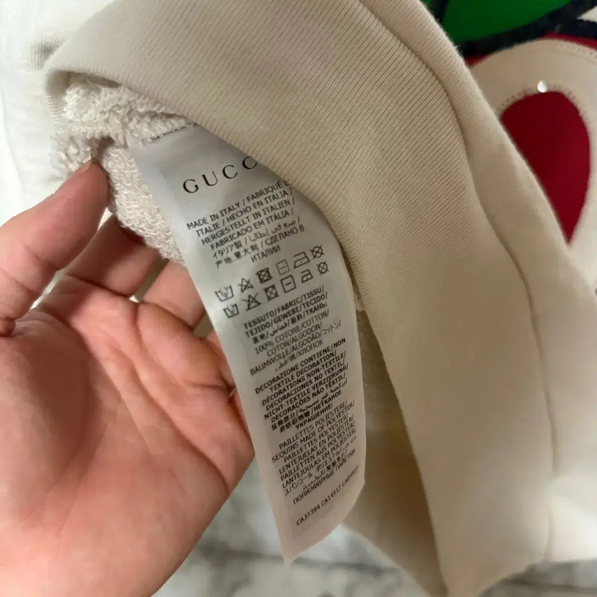驚きの安さ GUCCI(グッチ) リンゴ トレーナー S - メルカリ トップス