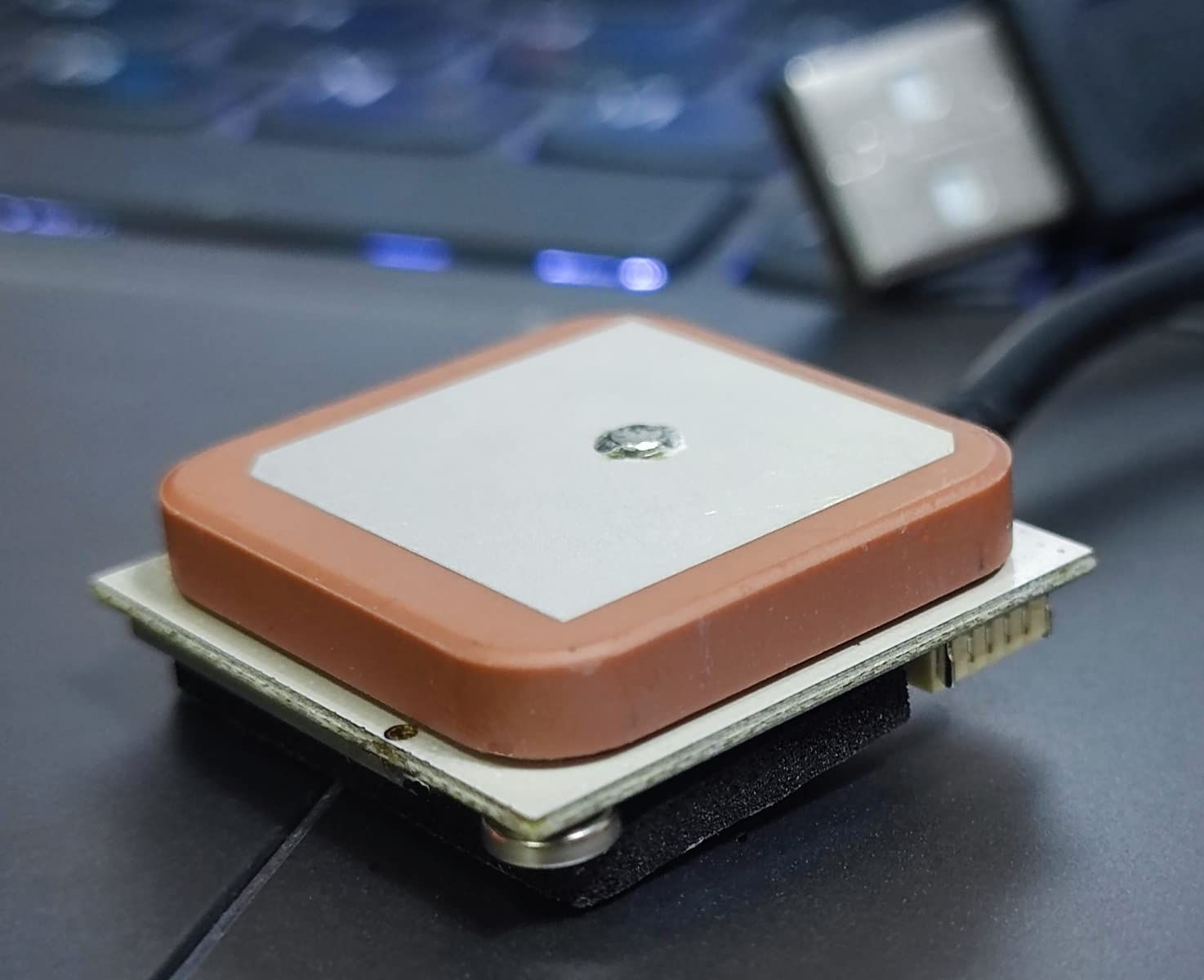 VFAN USB GPSレシーバーアンテナ Gmouse ノートパソコン PC 車 マリンナビゲーション磁気ベース用