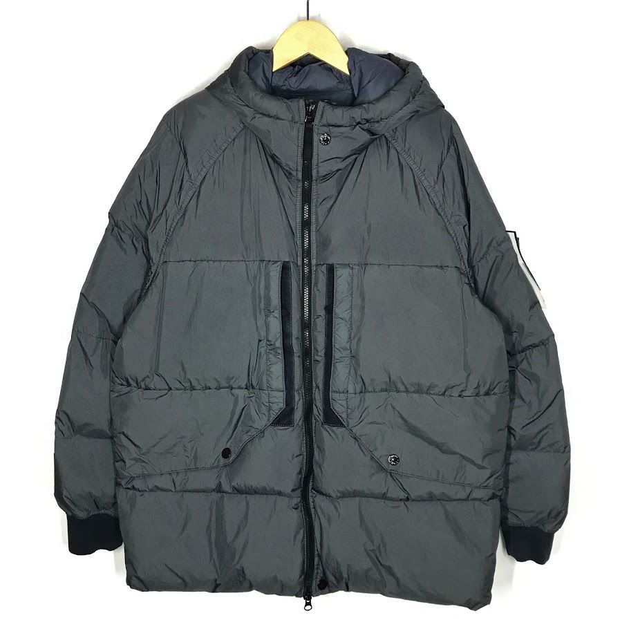 【倉吉店】STONE ISLAND | ストーンアイランド GARMENT DYED CRINKLE REPS RECYCLED NYLON DOWN ガーメントダイナイロンレップスフーデッドダウンジャケット 791540723 グレー 【108】