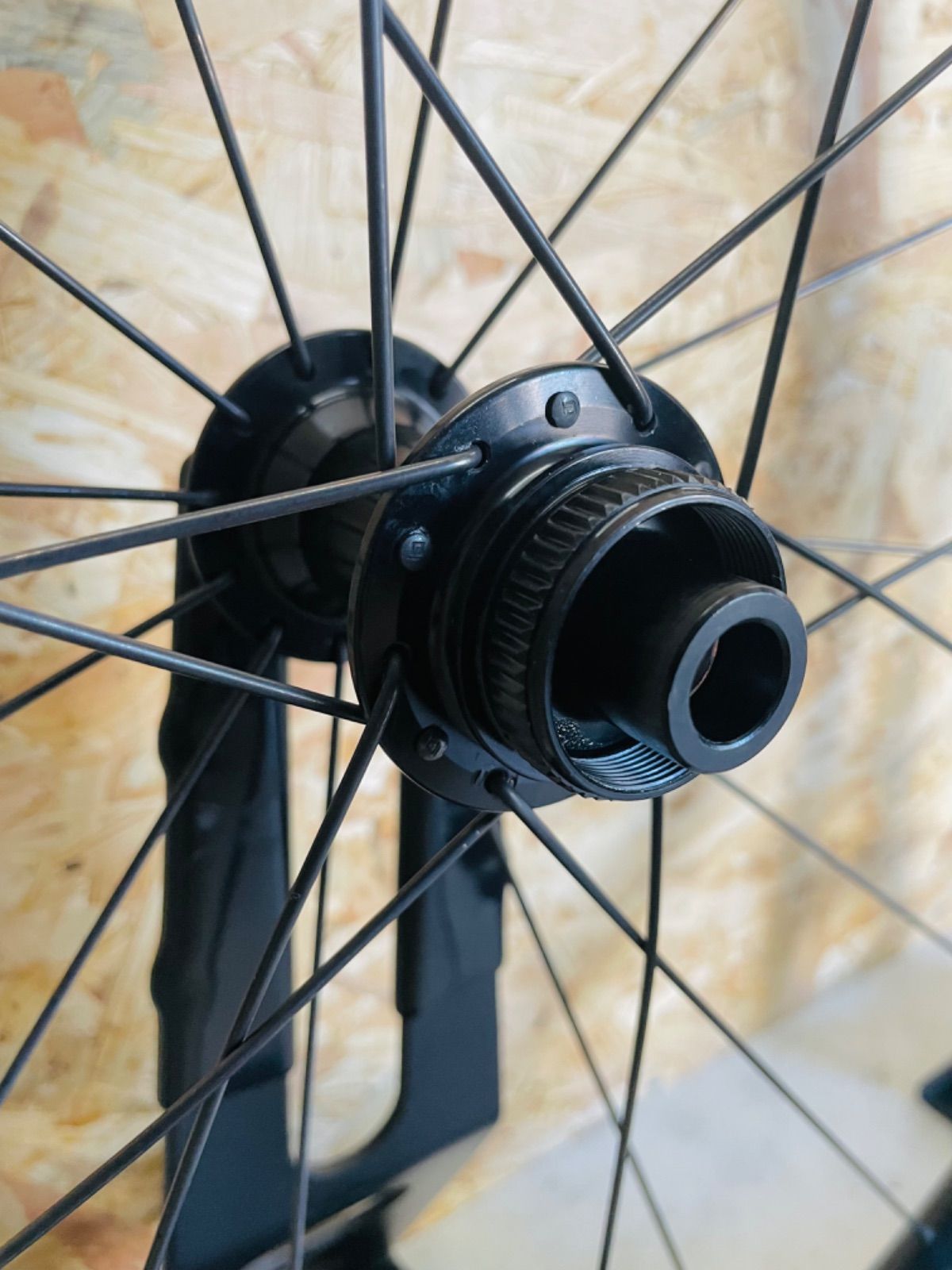 DTSWISS R470 DB クリンチャー/チューブレス ホイール前後セット DT SWISS R470 DB TR DISC チューブレスレディ シマノ 11Sフリー