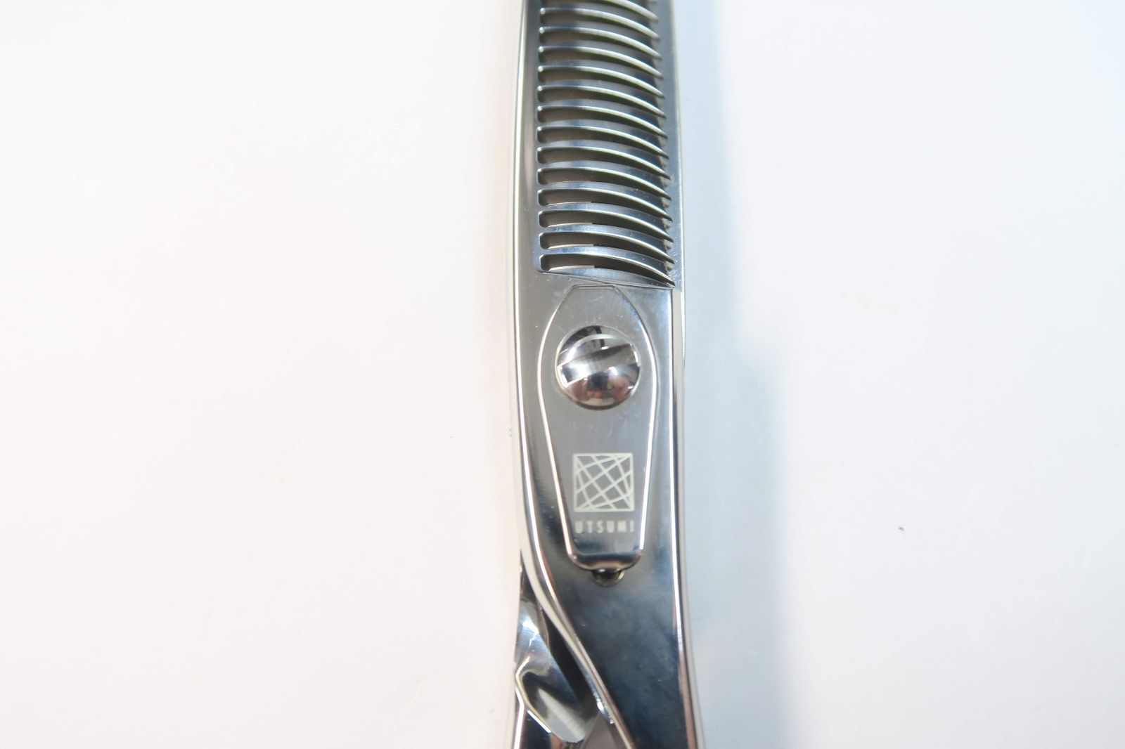 特別 Sランク UTSUMI ウツミ 内海 AT30 セニング 美容師 理容師 6.0インチ 右利き G-1467 高感度な