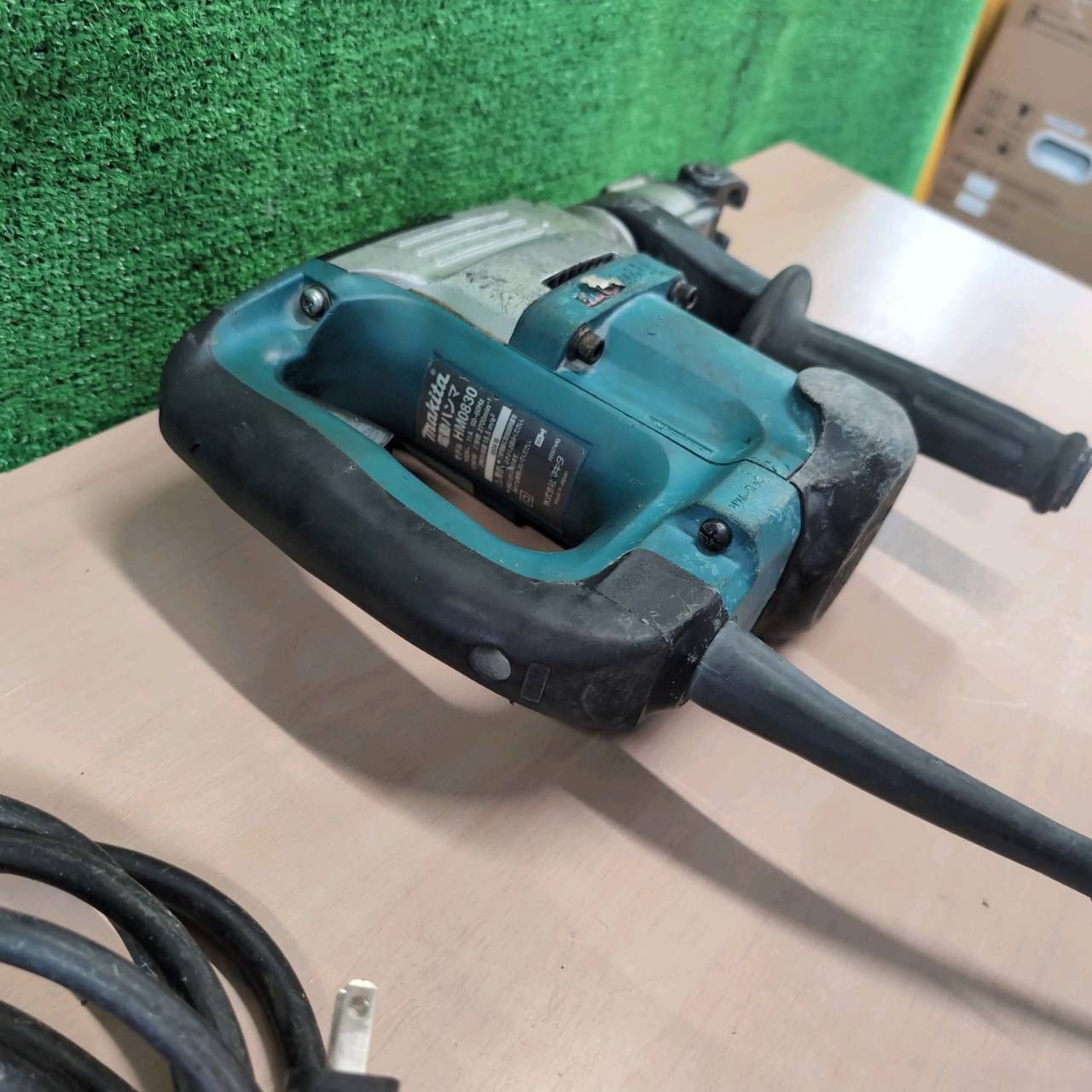 整備済 マキタ HM0830 電動ハンマ｜六角17mm ケース-ブルポイント付 動作 済 可 はつり 解体 Makita HRDEVELOPMENT_JP