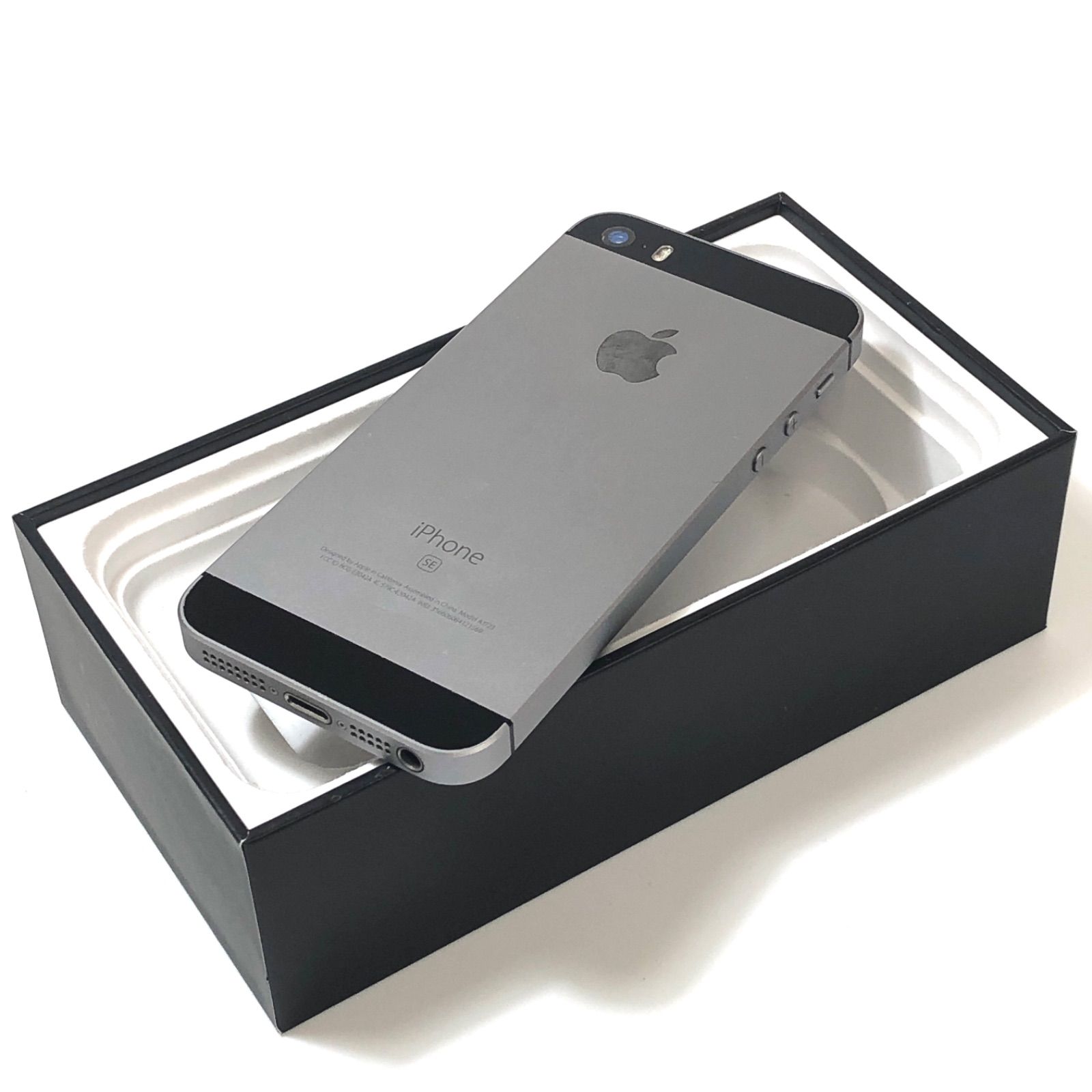 SIMフリー端末 iPhone SE 初代 64GB本体+おまけケース SIMフリー端末 iPhone SE 初代 64GB本体+おまけケース SIMフリー