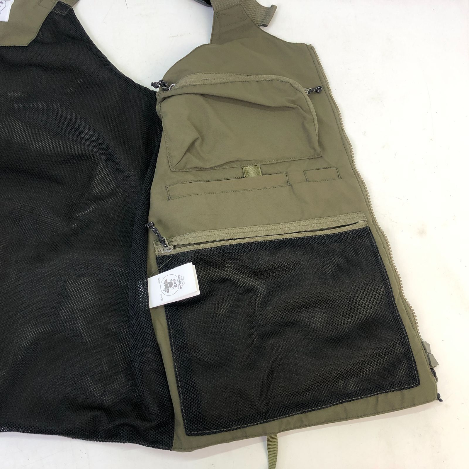 01m1684【中古】grn outdoor ジーアールエヌ アウトドア テブライ 