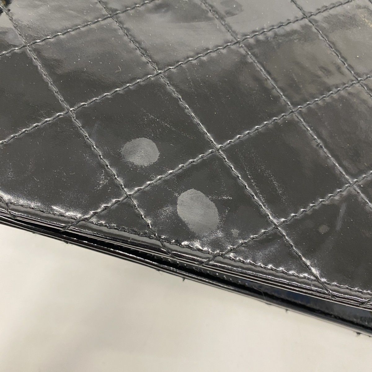 5gc2758-h】シャネル ハンドバッグ マトラッセ パテントレザー  