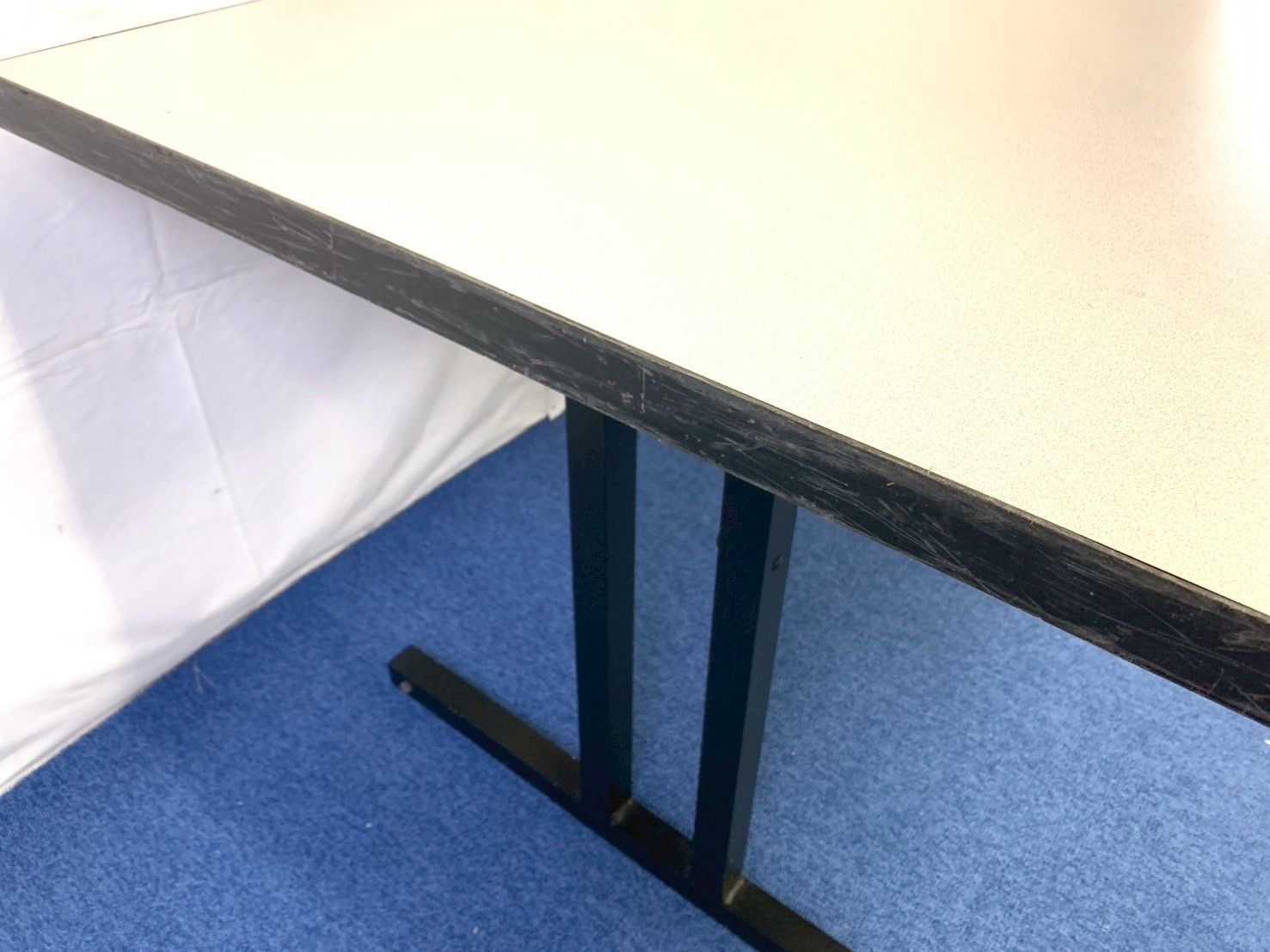 米軍　フォールディングテーブル　82年 米軍 アルミ製 フォールディング テーブル MEDICAL TABLE - メルカリ