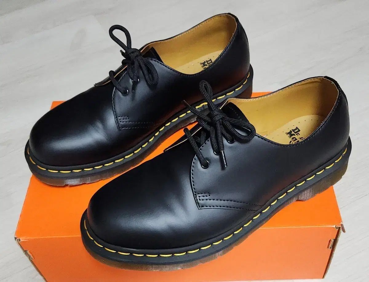 DR. MARTENS ドクターマーチン 1461 黒