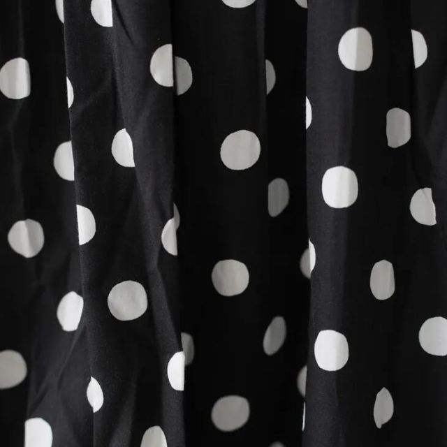 シオン コットンレーヨンドットスカート