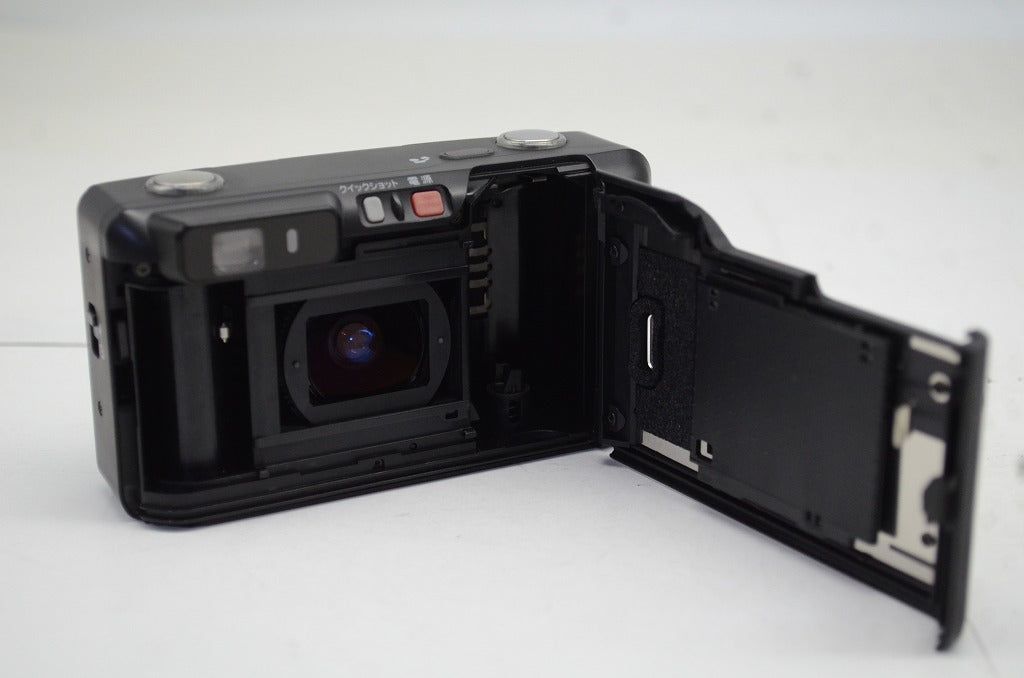 mmコンパクトフィルムカメラ