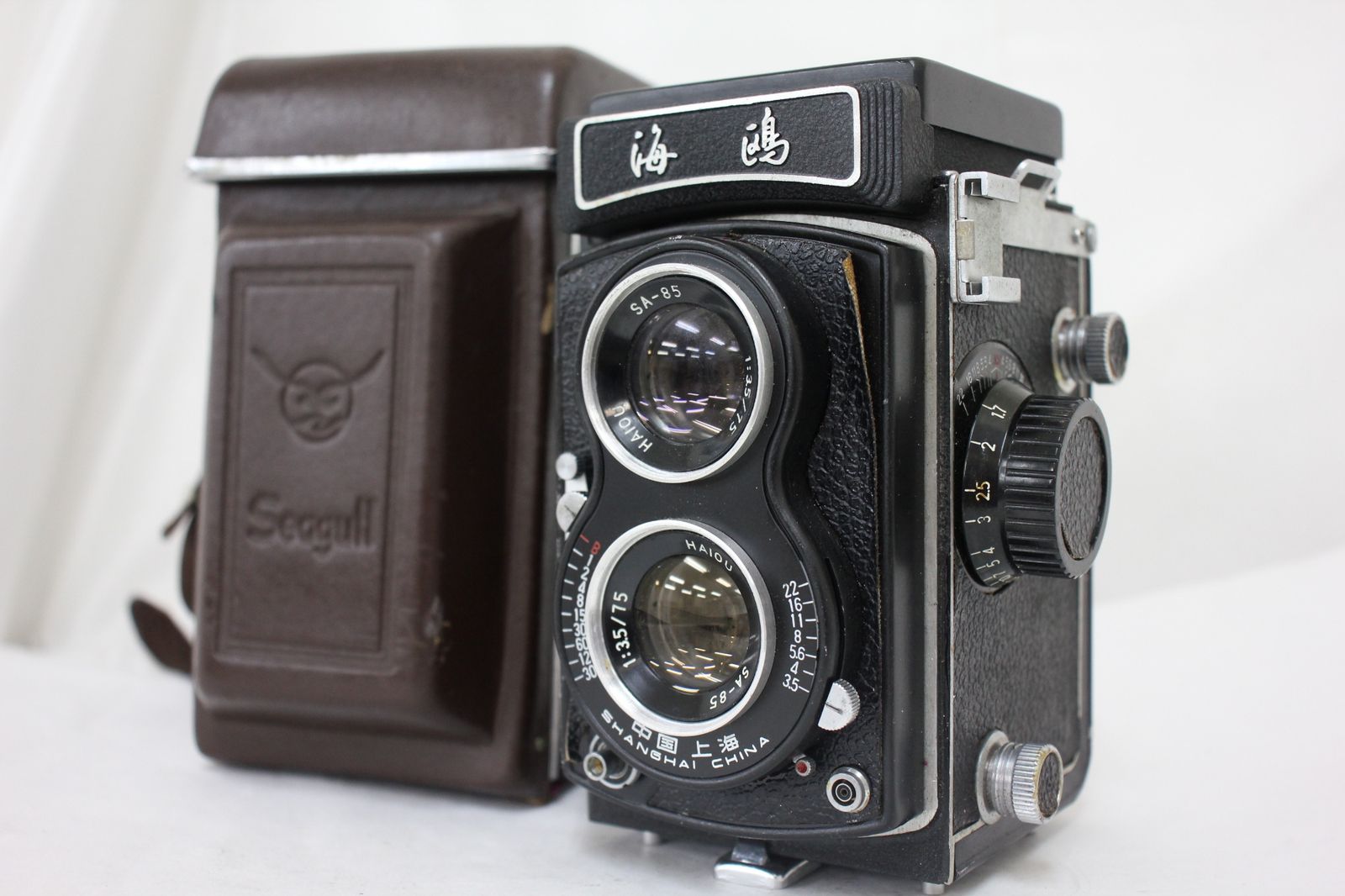 返品保証 Seagull 海鴎 HAIOU SA-85 75mm F3.5 ケース付き 二眼カメラ e2920