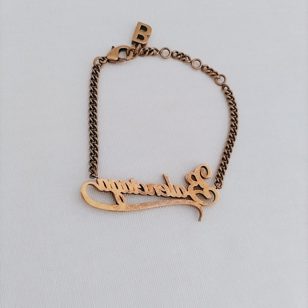BALENCIAGA TYPO VALENTINE ブレスレット アンティークゴールド 新品未使用】BALENCIAGA TYPO VALENTINE ブレスレット