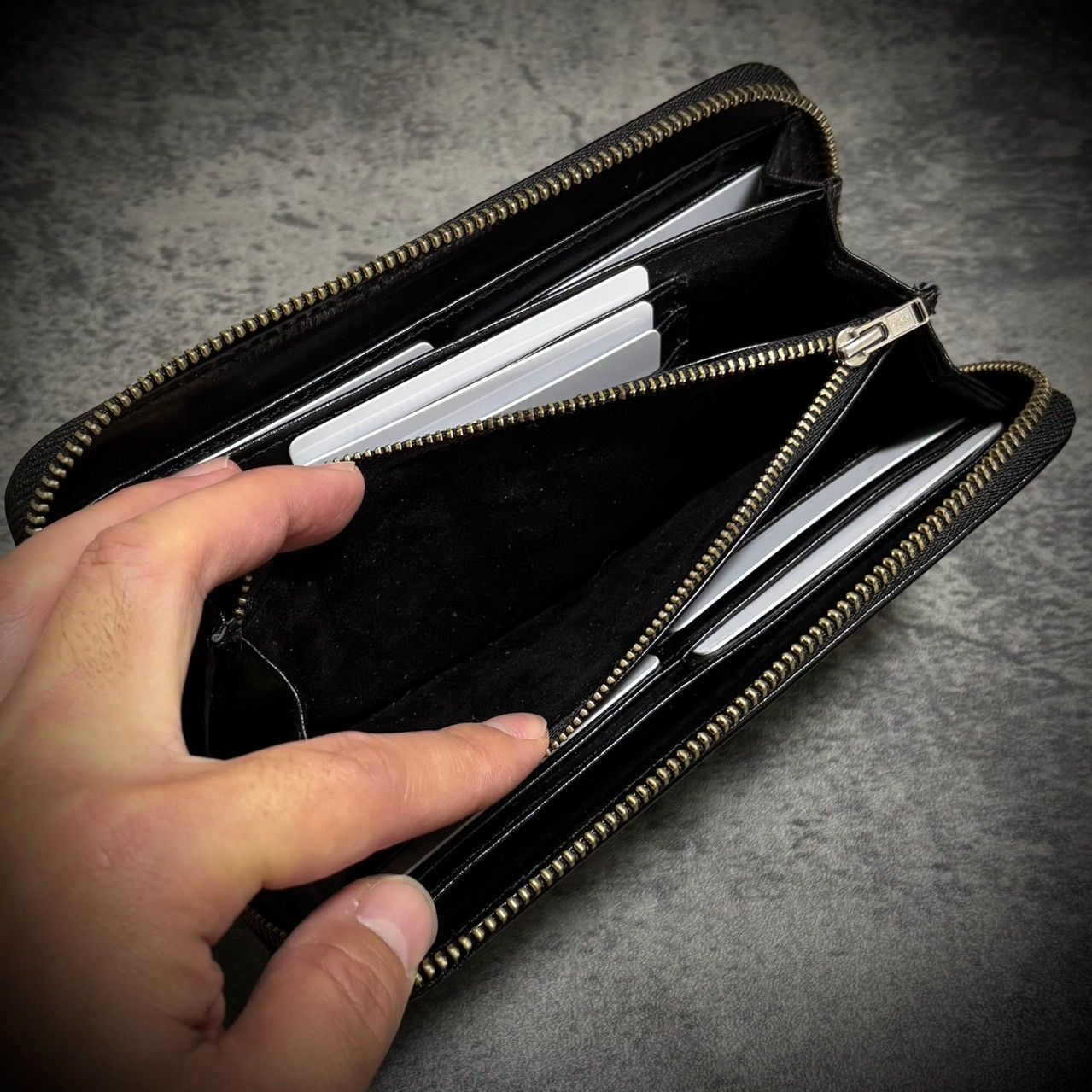 スティングレイ 長財布 ガルーシャ エイ革 ラウンドファスナー カード