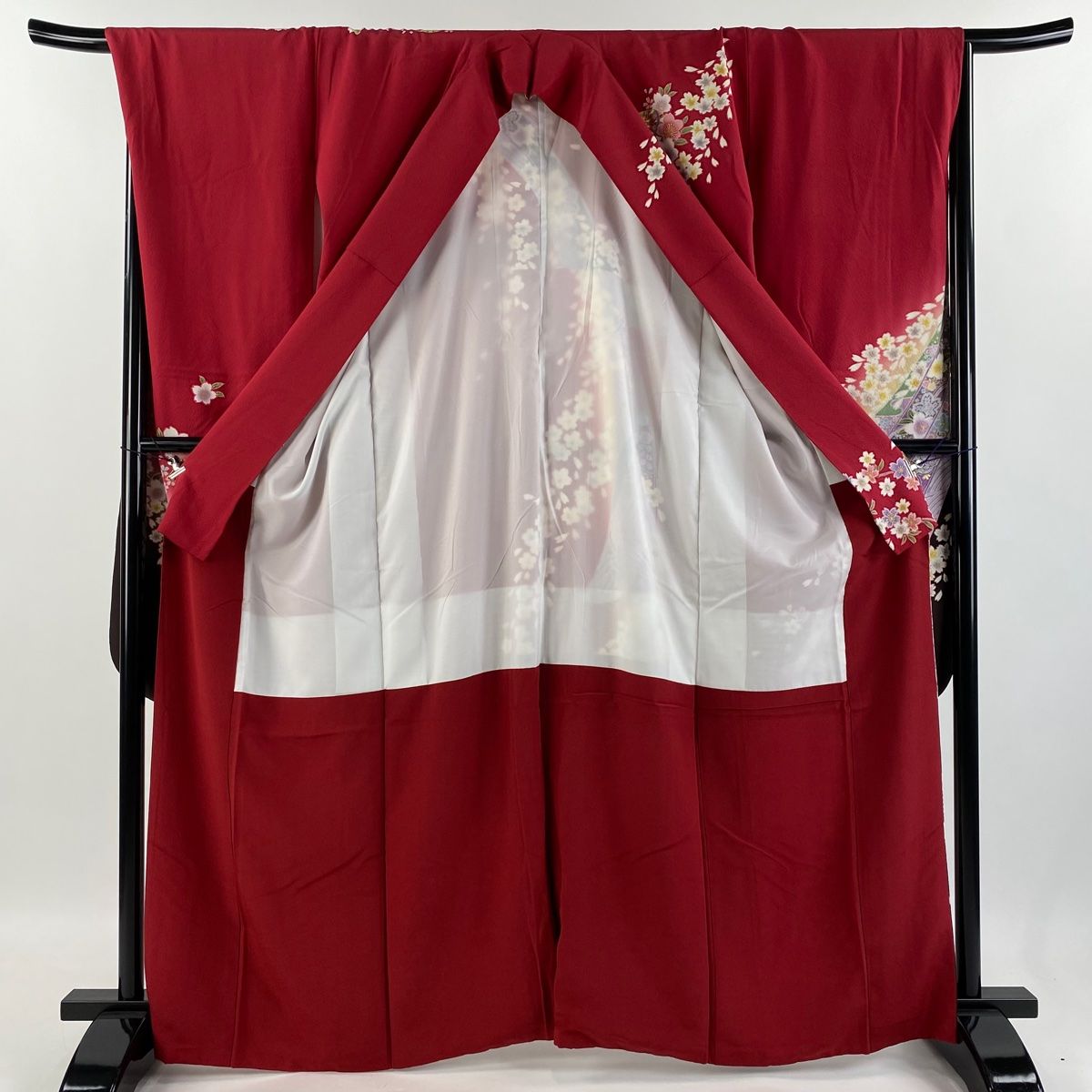 ≪美品≫正絹　振袖9点フルセット【556】【155cm~165cmの方用】 ≪美品≫正絹 振袖9点フルセット【556】【155cm~165cmの方用】
