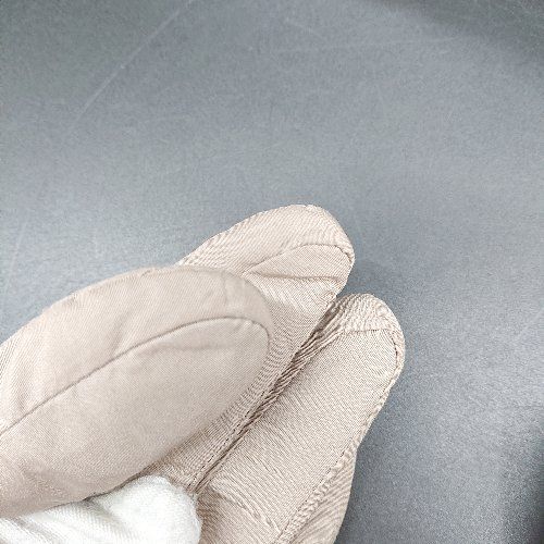 ◇ ⊇ UGG アグ キルティングデザイン 手袋 グローブ サイズS/M