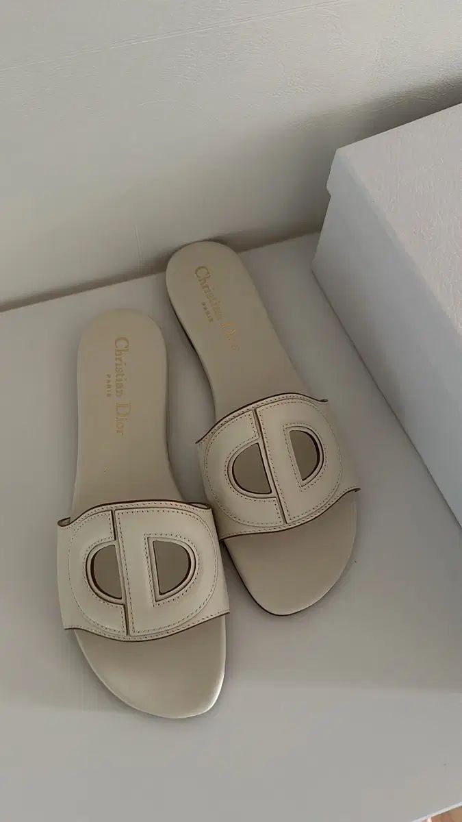 新品 DIOR(ディオール) 正規品 D クラブ ミュール サンダル 37