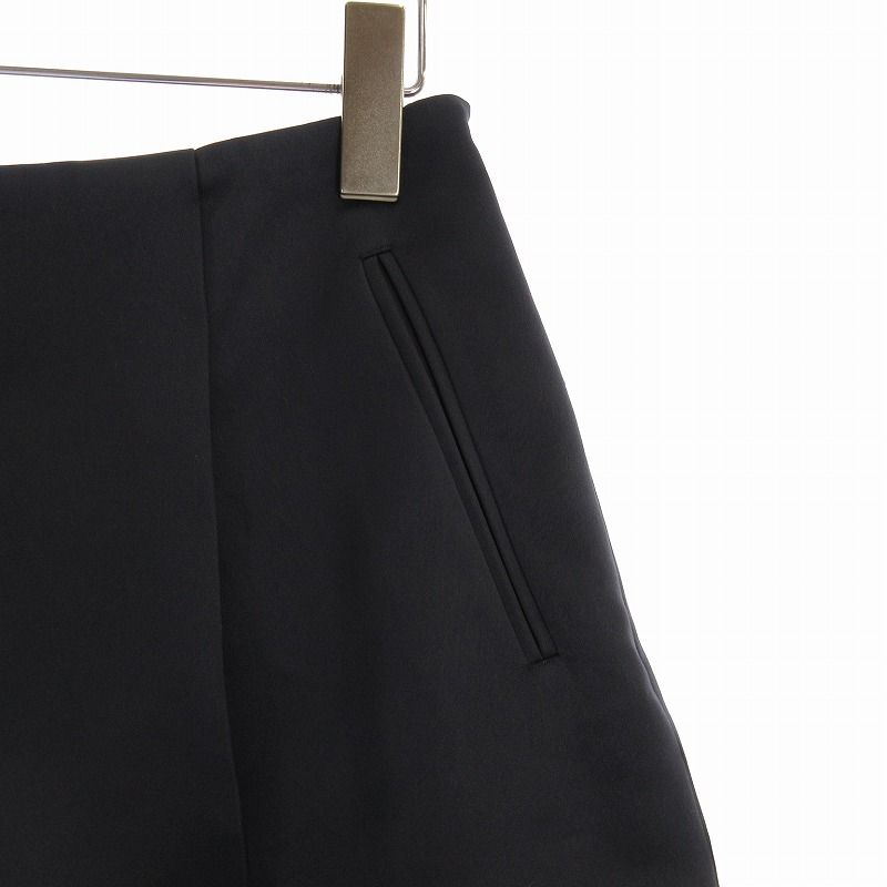 NOBLE ハイフォルムショートパンツ　ネイビー 36 ハイフォルムショートパンツ | ノーブル(Noble) | マルイウェブ
