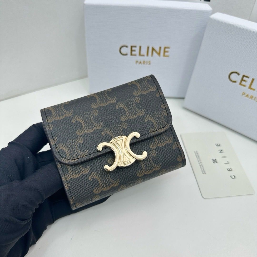 セリーヌ CELINE 財布 三つ折り財布 箱付 - メルカリ