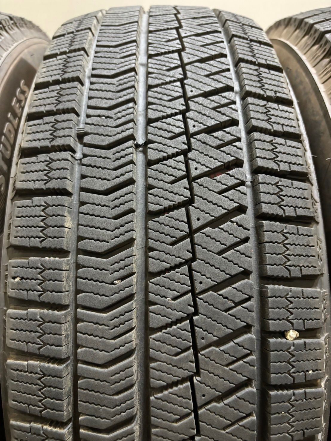 ★195/65R15 BRIDGESTONE/VRX2 20年製 スタッドレス 4本 ブリヂストン ブリザック ノア ヴォクシー プリウス (南3-G100)